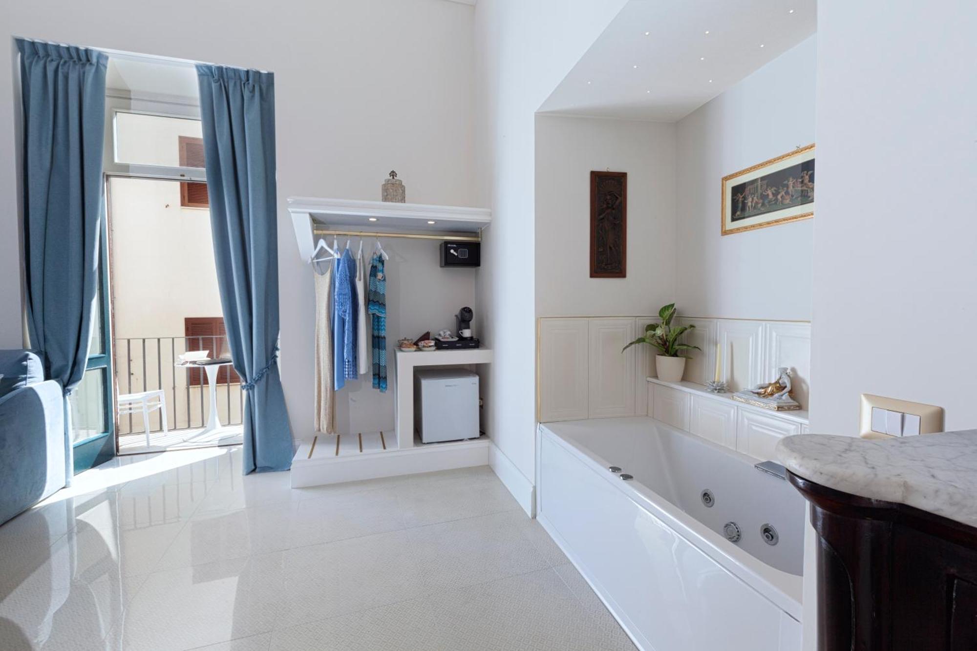 Grace Suites Sorrento Exteriör bild