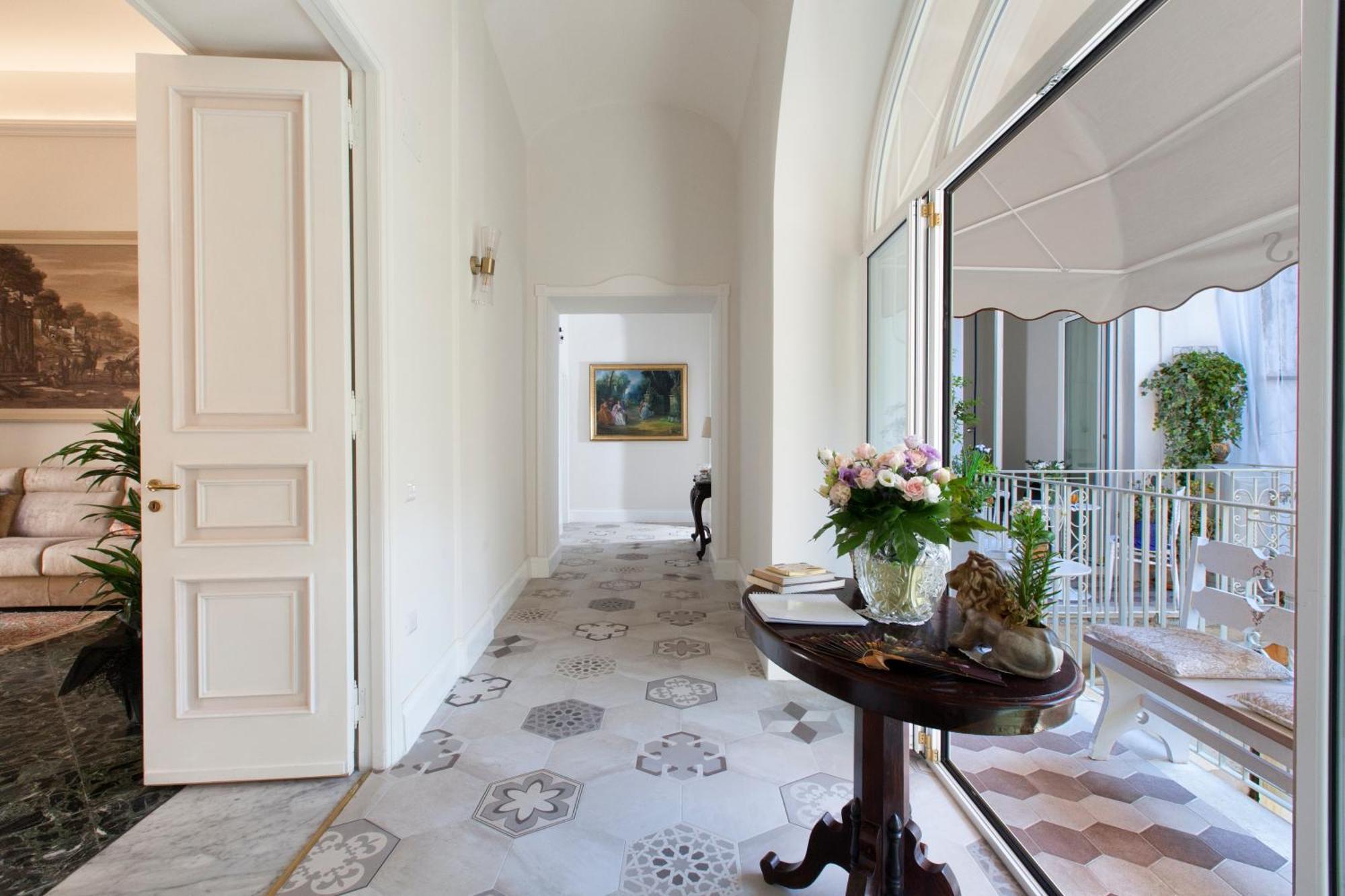 Grace Suites Sorrento Exteriör bild